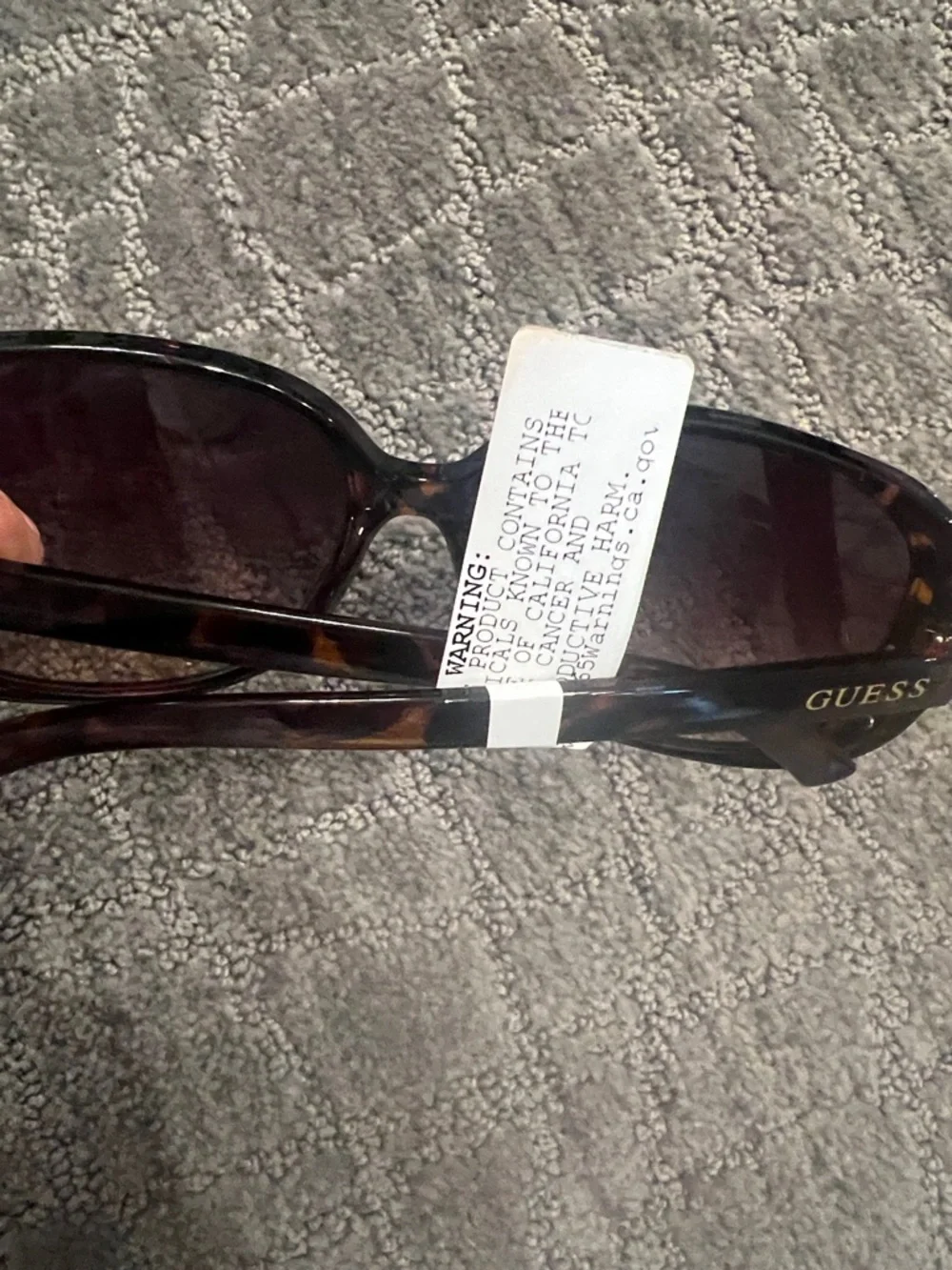 GUESS Women's Tortoise Brown Gradient Sunglasses with Crystal Temples - Picture 8 of 8